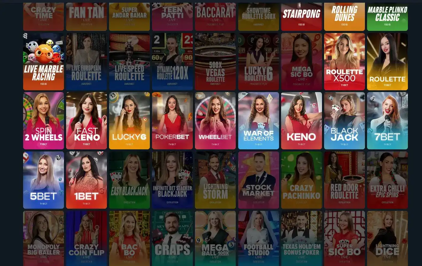 Интерфейс игрового зала Admiral X casino с множеством слотов